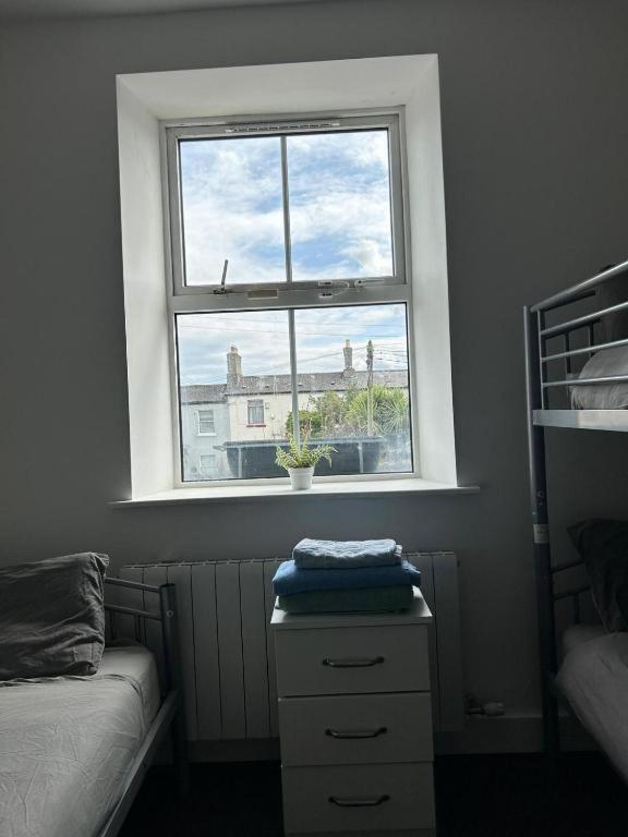 Sarsfield Hostel Dublin Bagian luar foto